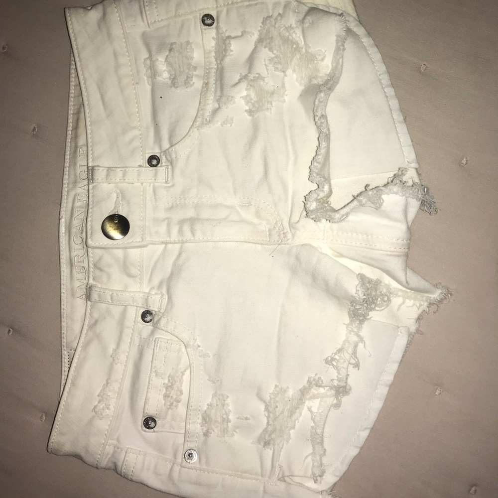 American Eagle white denim shorts size 2
